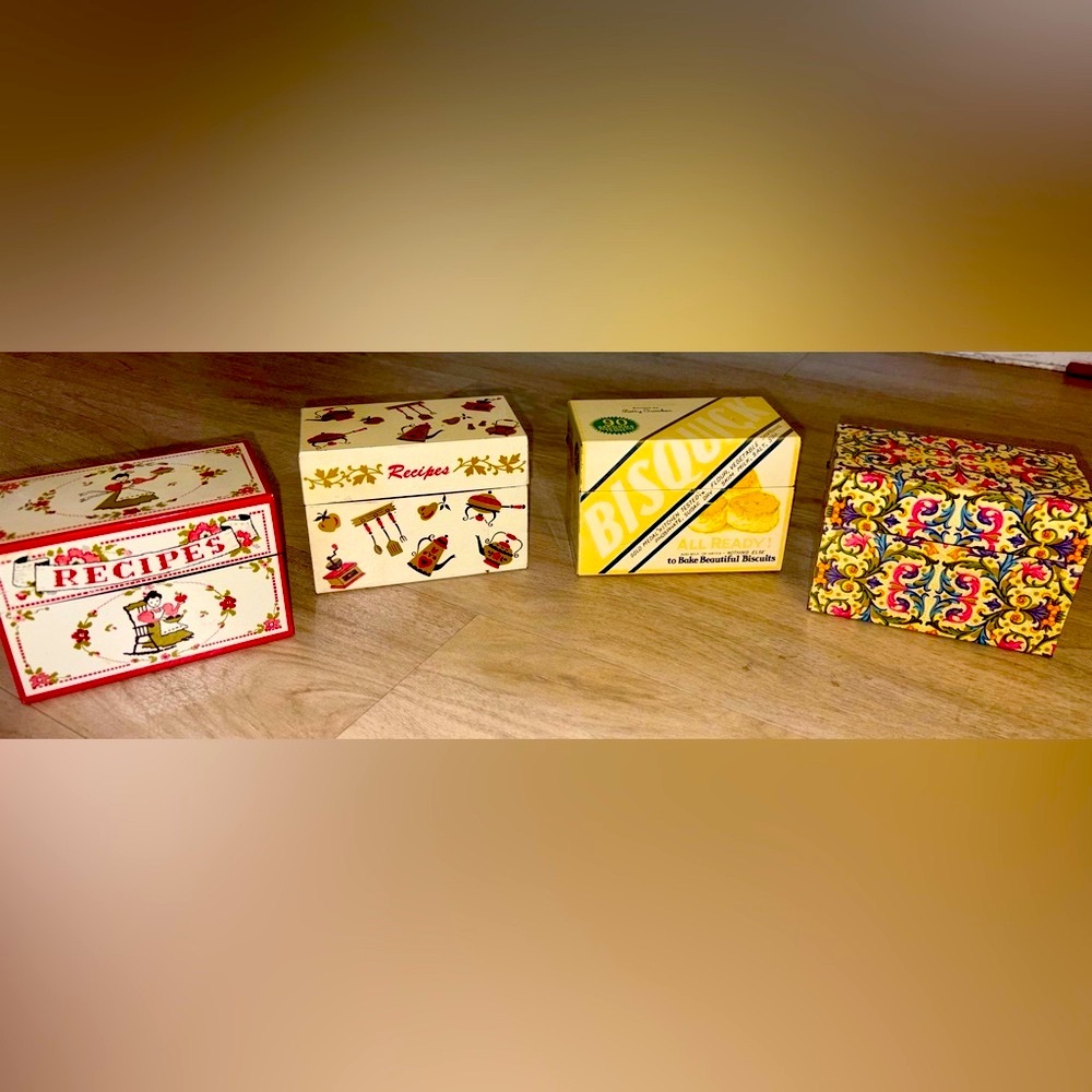 Vintage 4 Recipe Card Tins Americana